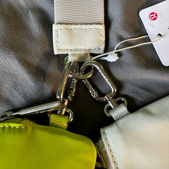 Lululemon Double Pouch Wristlet - Picture 7 of 7